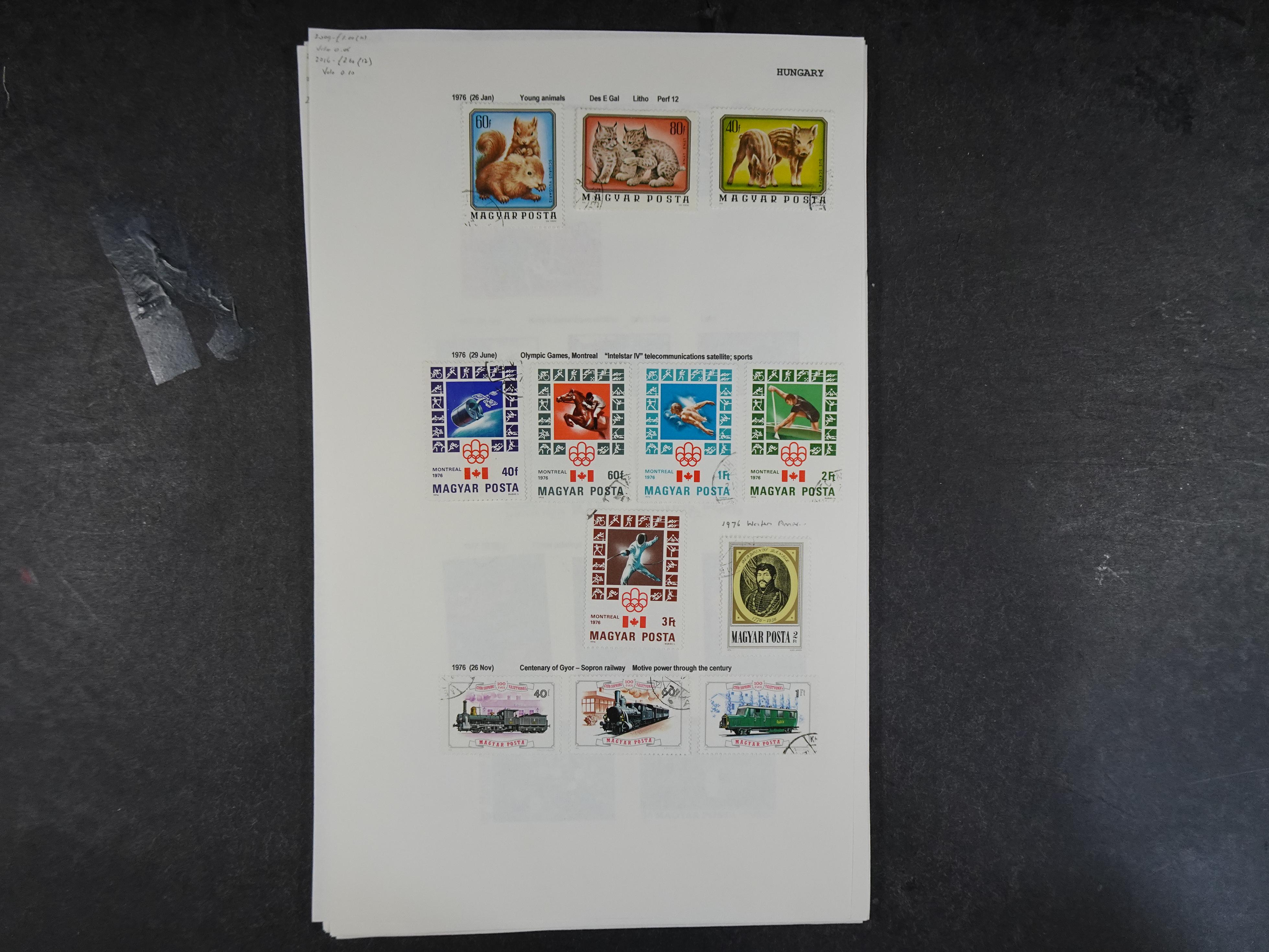 Doos met velerlei verrassingen waar onder betere zegels.
FUNDGRUBE. 74