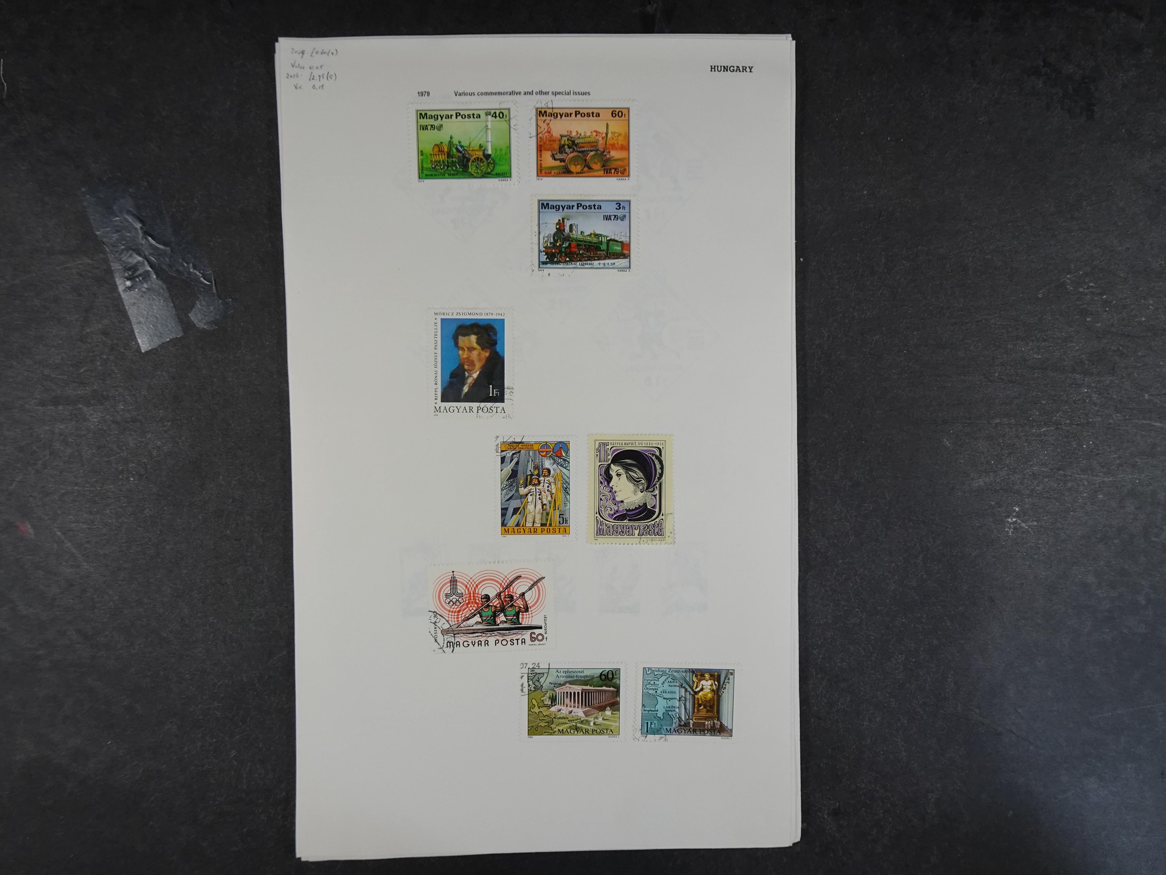 Doos met velerlei verrassingen waar onder betere zegels.
FUNDGRUBE. 79