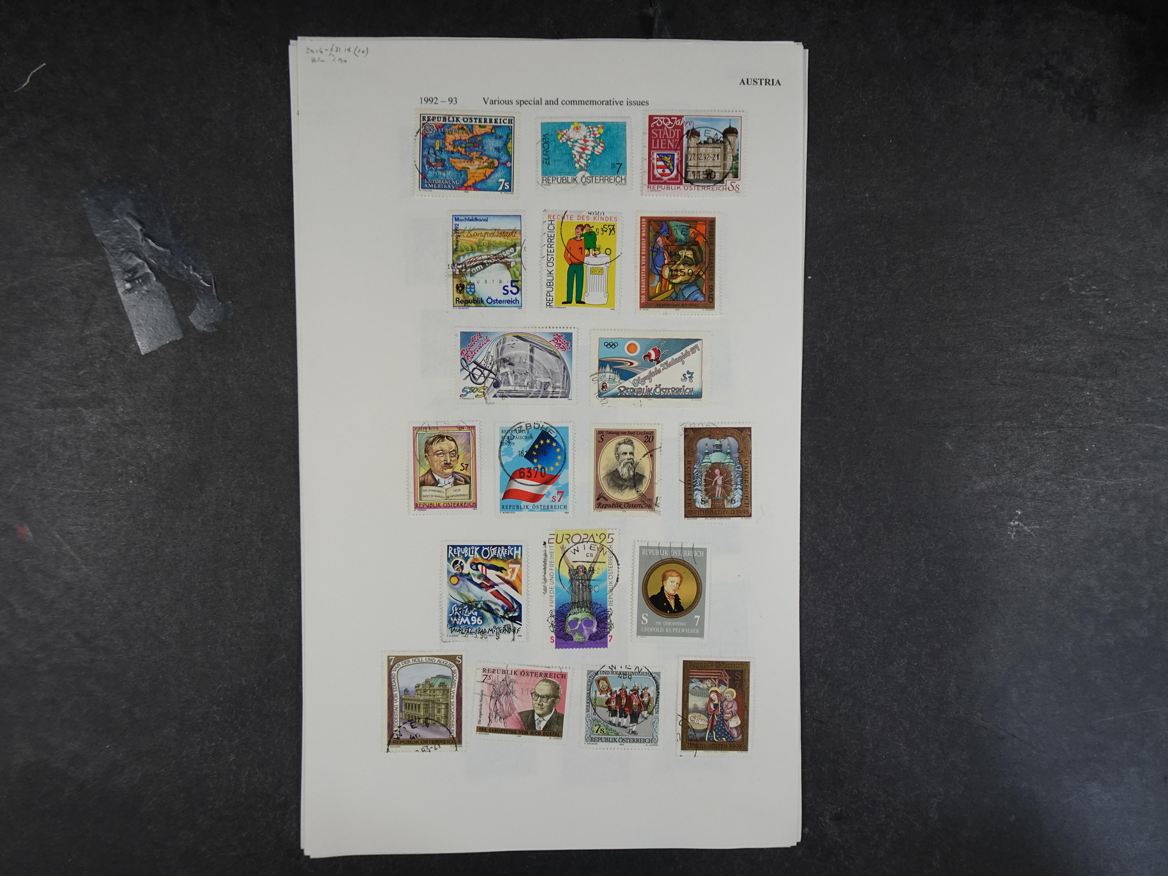 Doos met velerlei verrassingen waar onder betere zegels.
FUNDGRUBE. 96