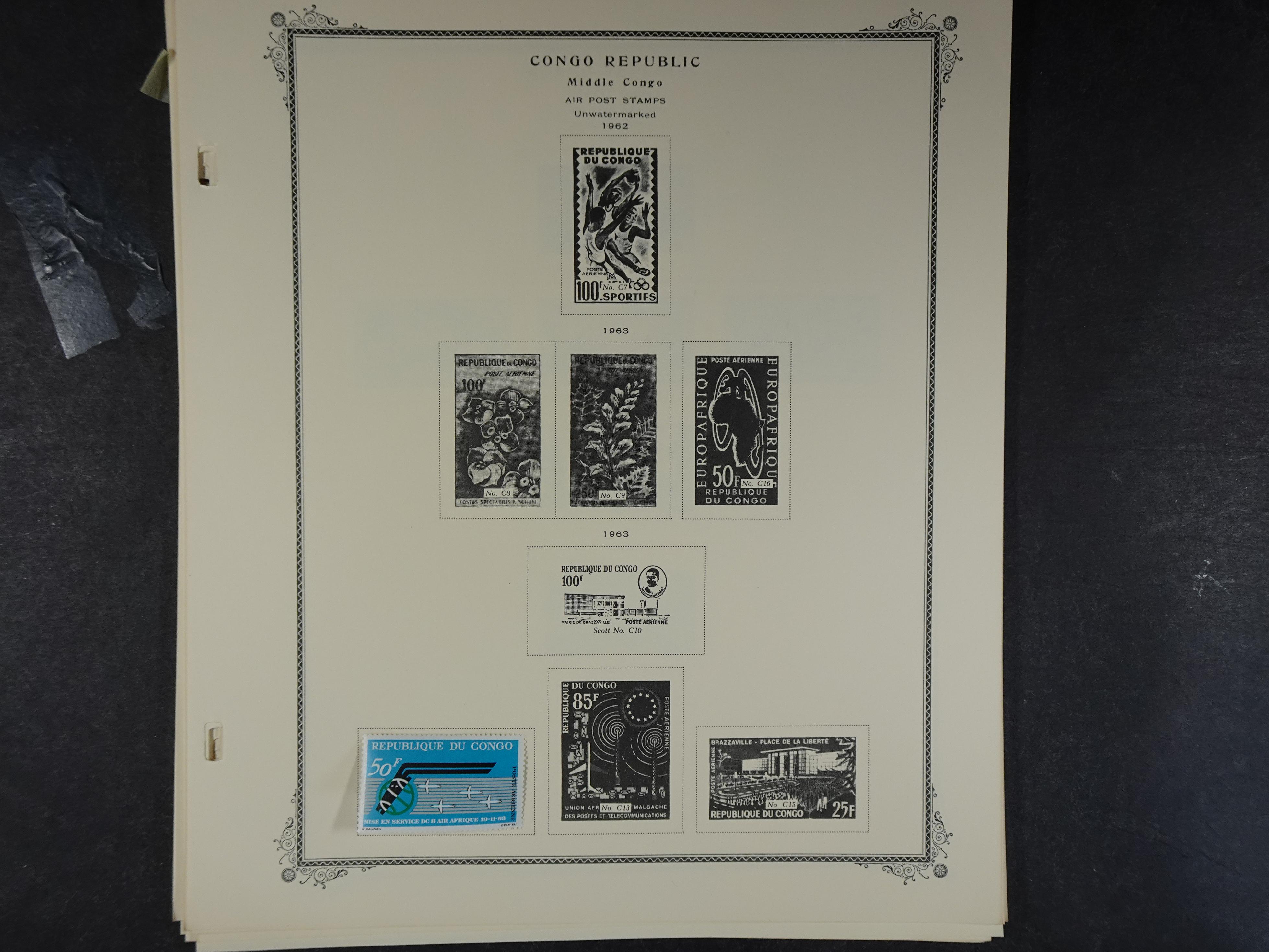 Doos met velerlei verrassingen waar onder betere zegels.
FUNDGRUBE. 148