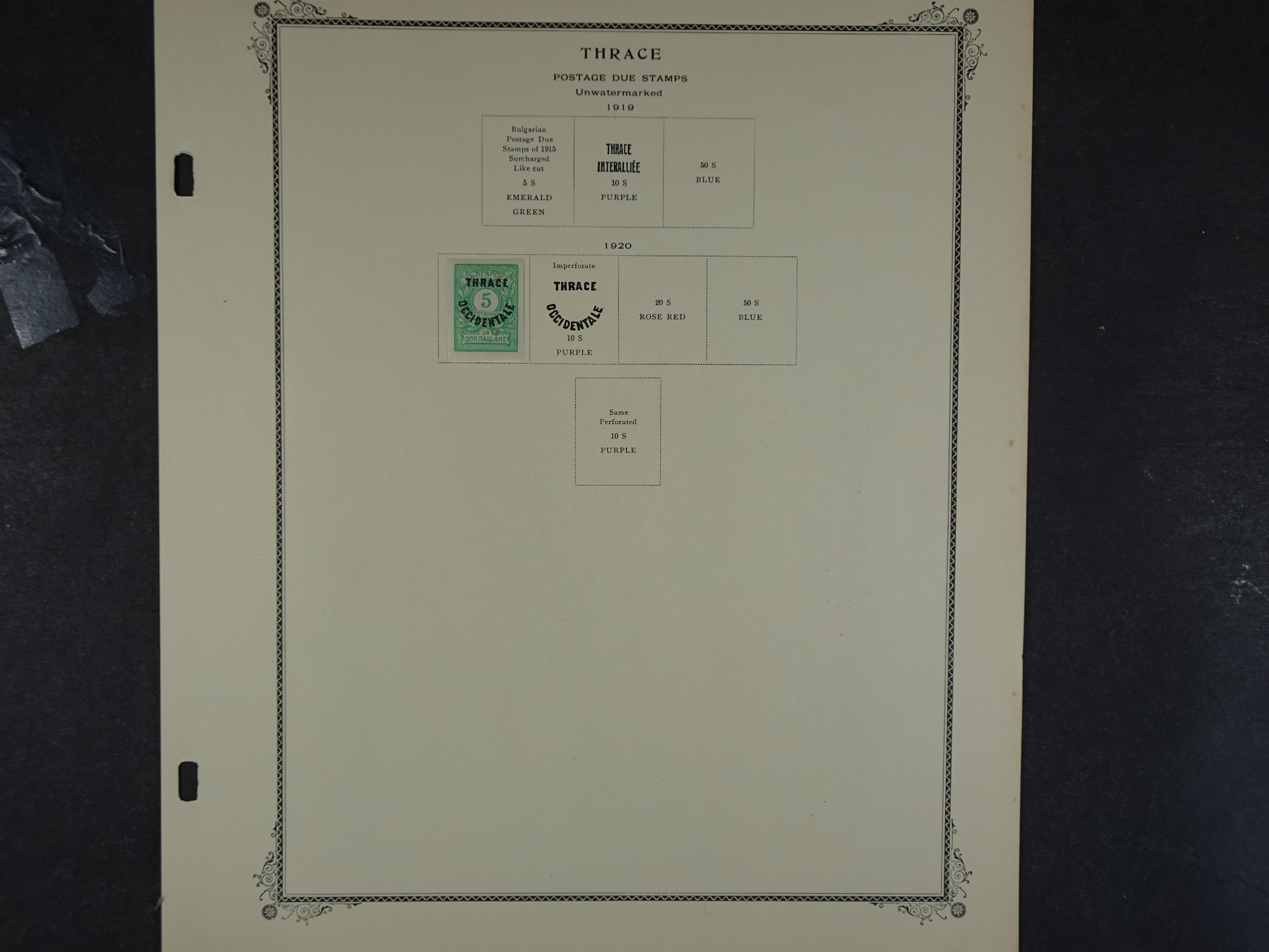 Doos met velerlei verrassingen waar onder betere zegels.
FUNDGRUBE. 175