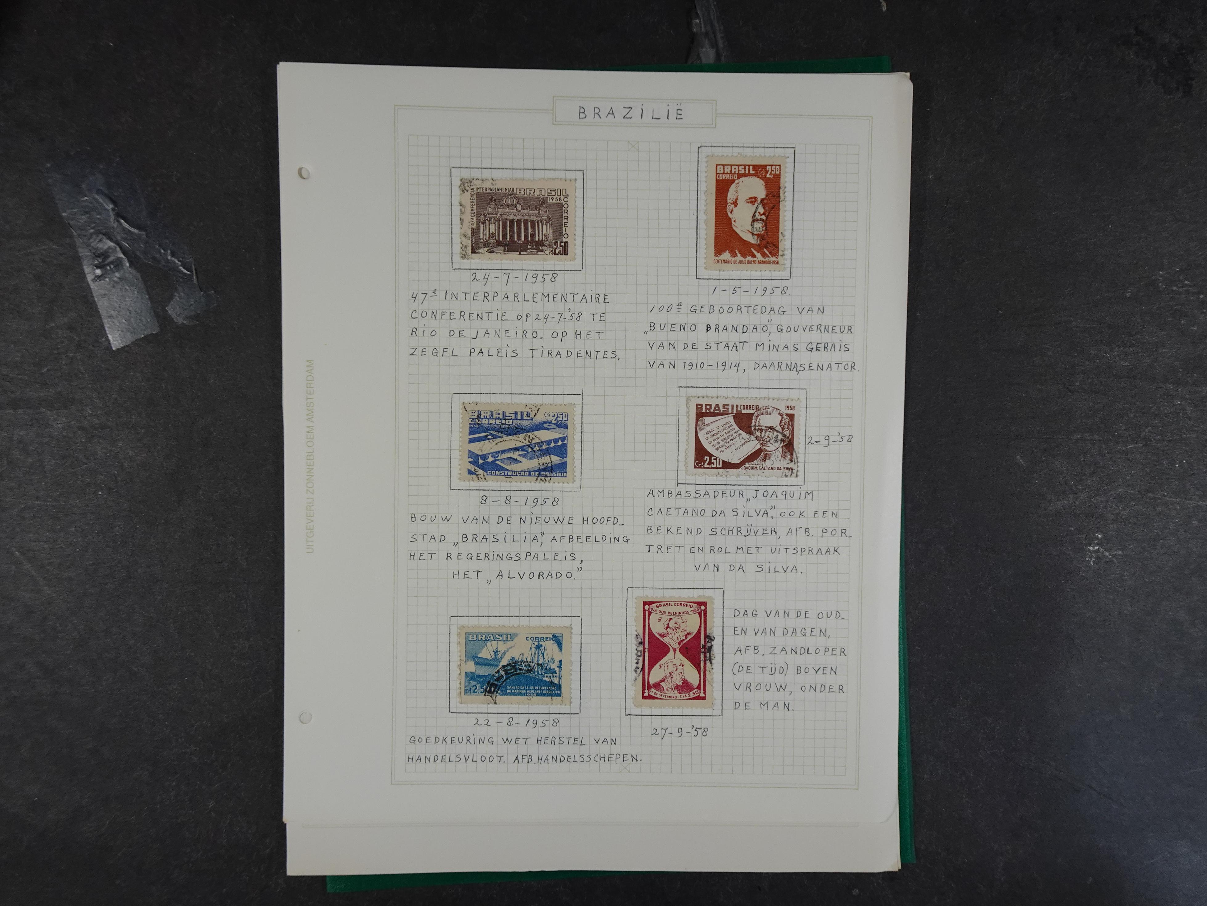 Doos met velerlei verrassingen waar onder betere zegels.
FUNDGRUBE. 216