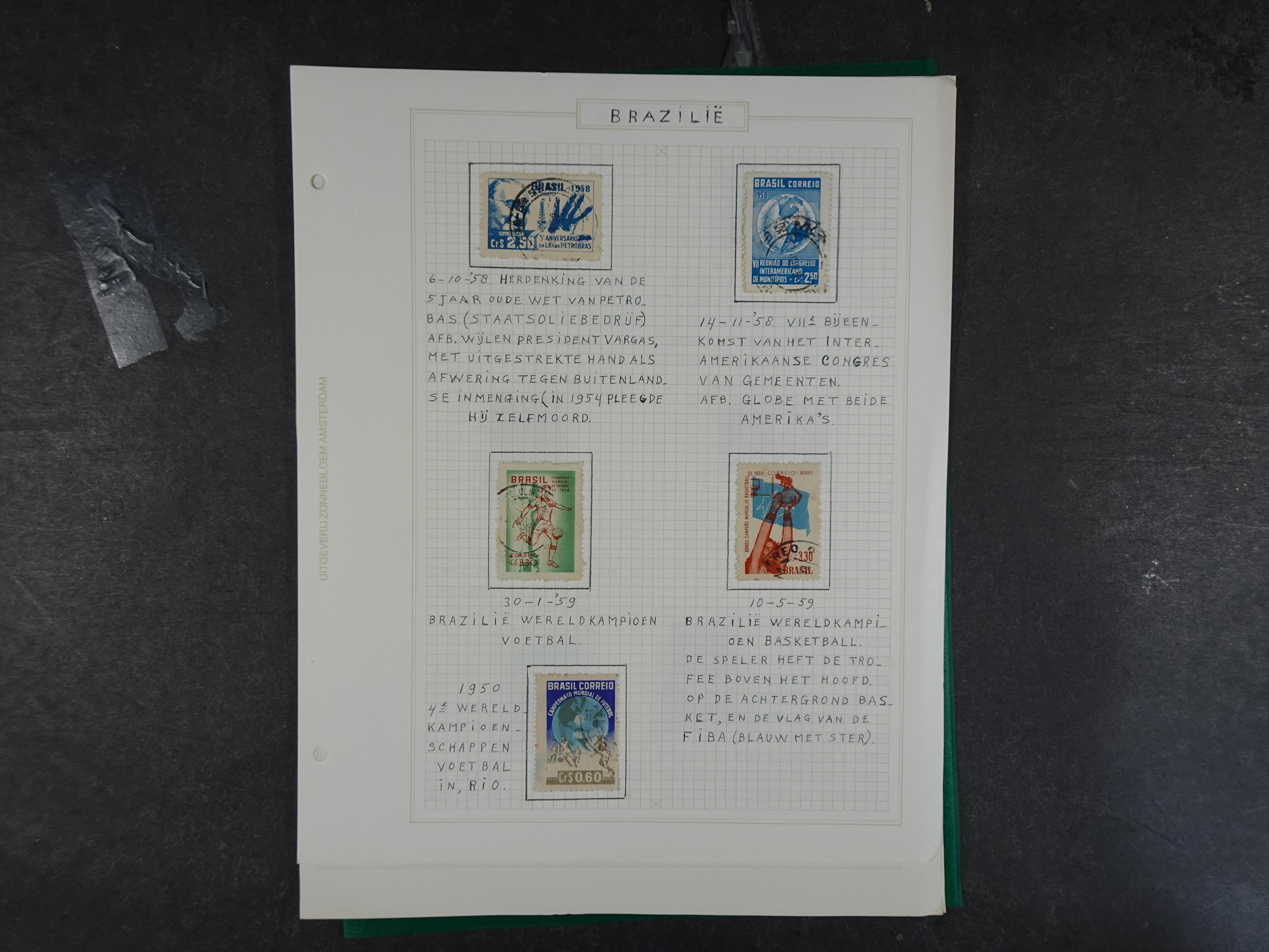 Doos met velerlei verrassingen waar onder betere zegels.
FUNDGRUBE. 217