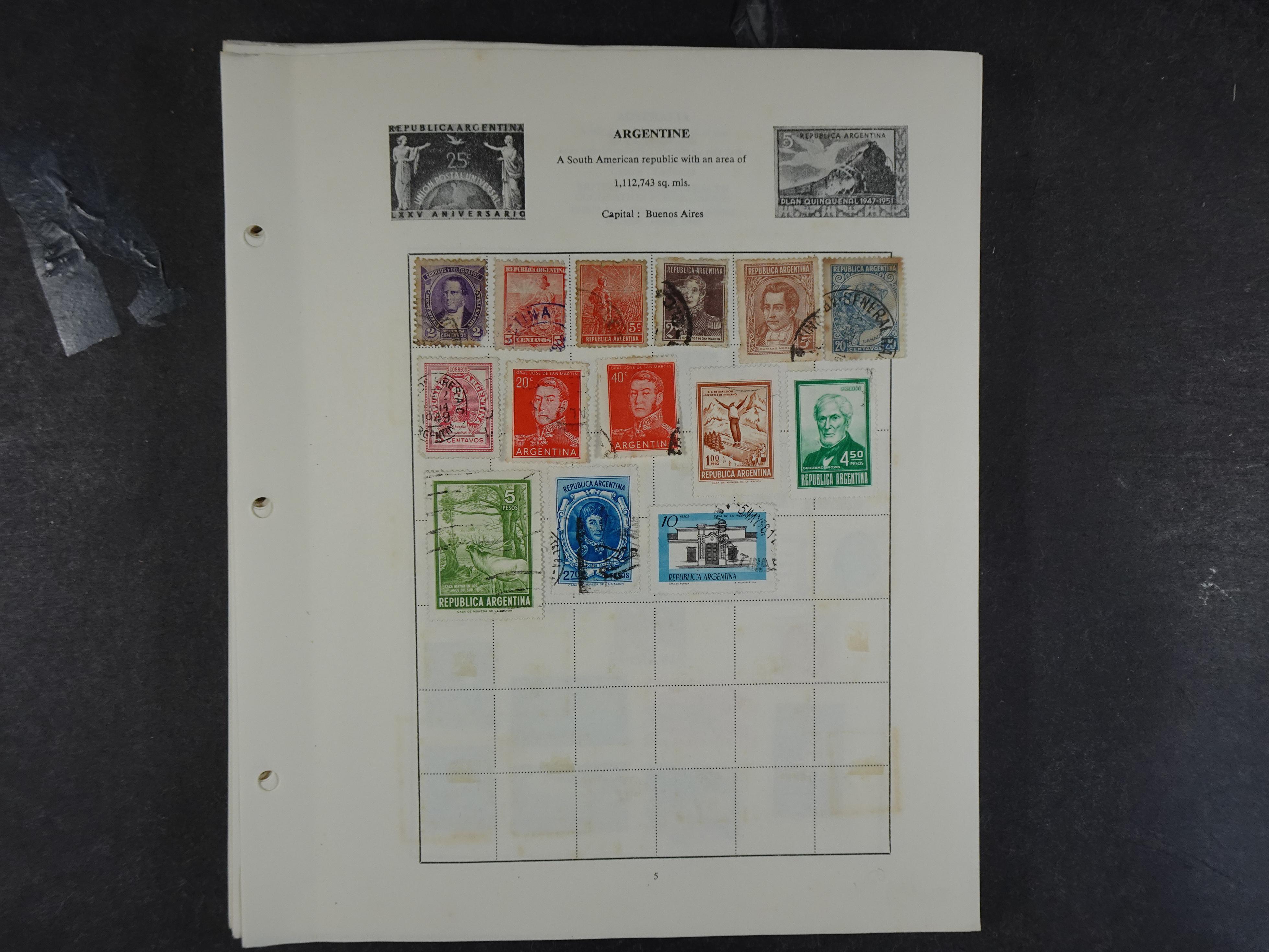 Doos met velerlei verrassingen waar onder betere zegels.
FUNDGRUBE. 276