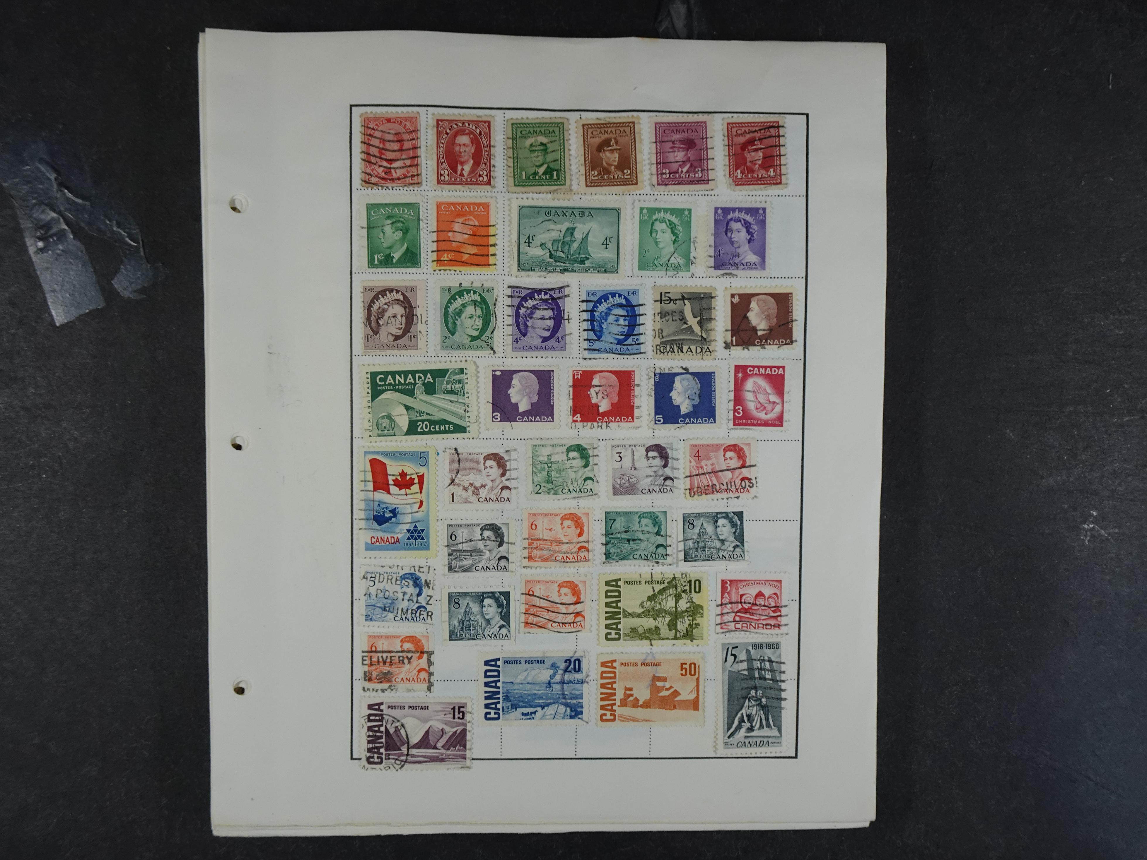 Doos met velerlei verrassingen waar onder betere zegels.
FUNDGRUBE. 290