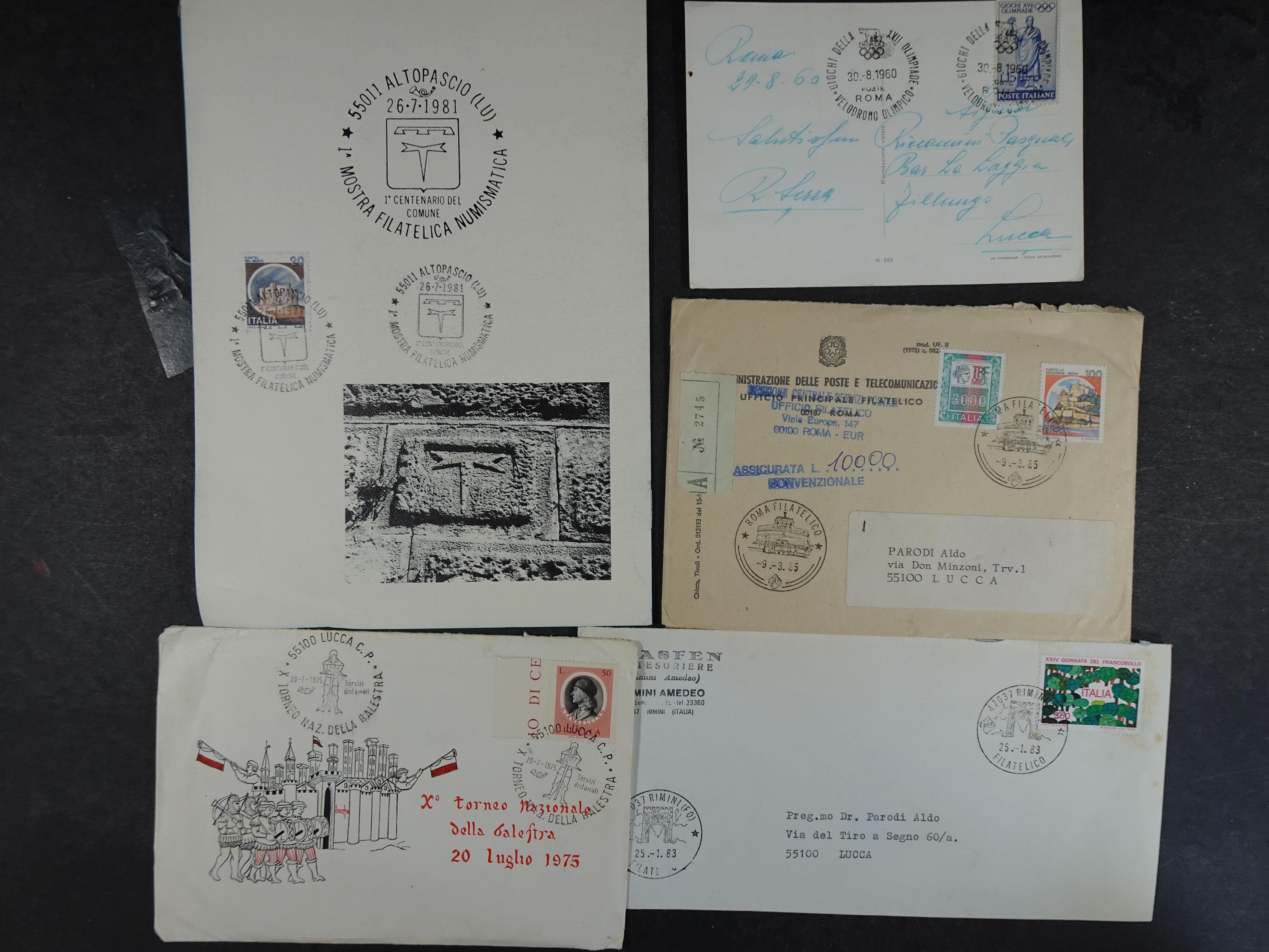 Doos met velerlei verrassingen waar onder betere zegels.
FUNDGRUBE. 411