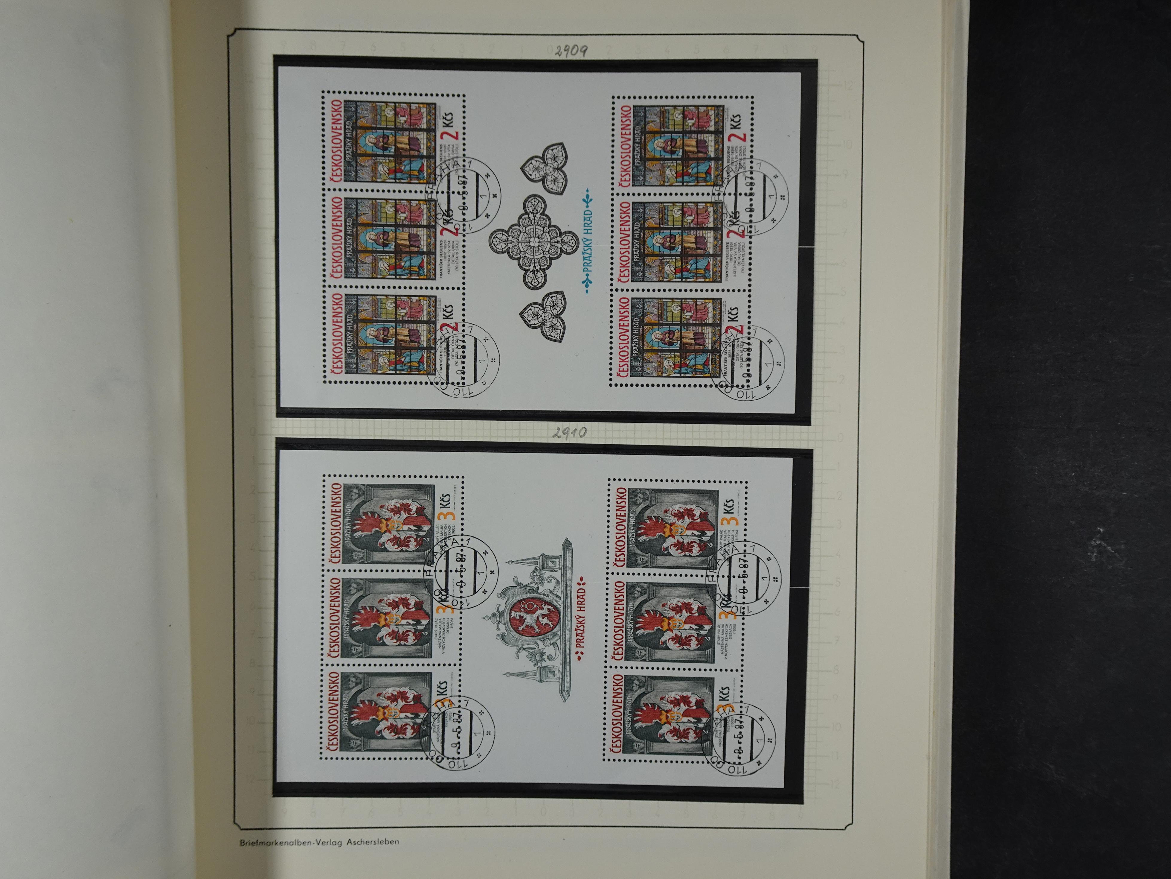 Verzameling met blokken 1979 -1993. 45