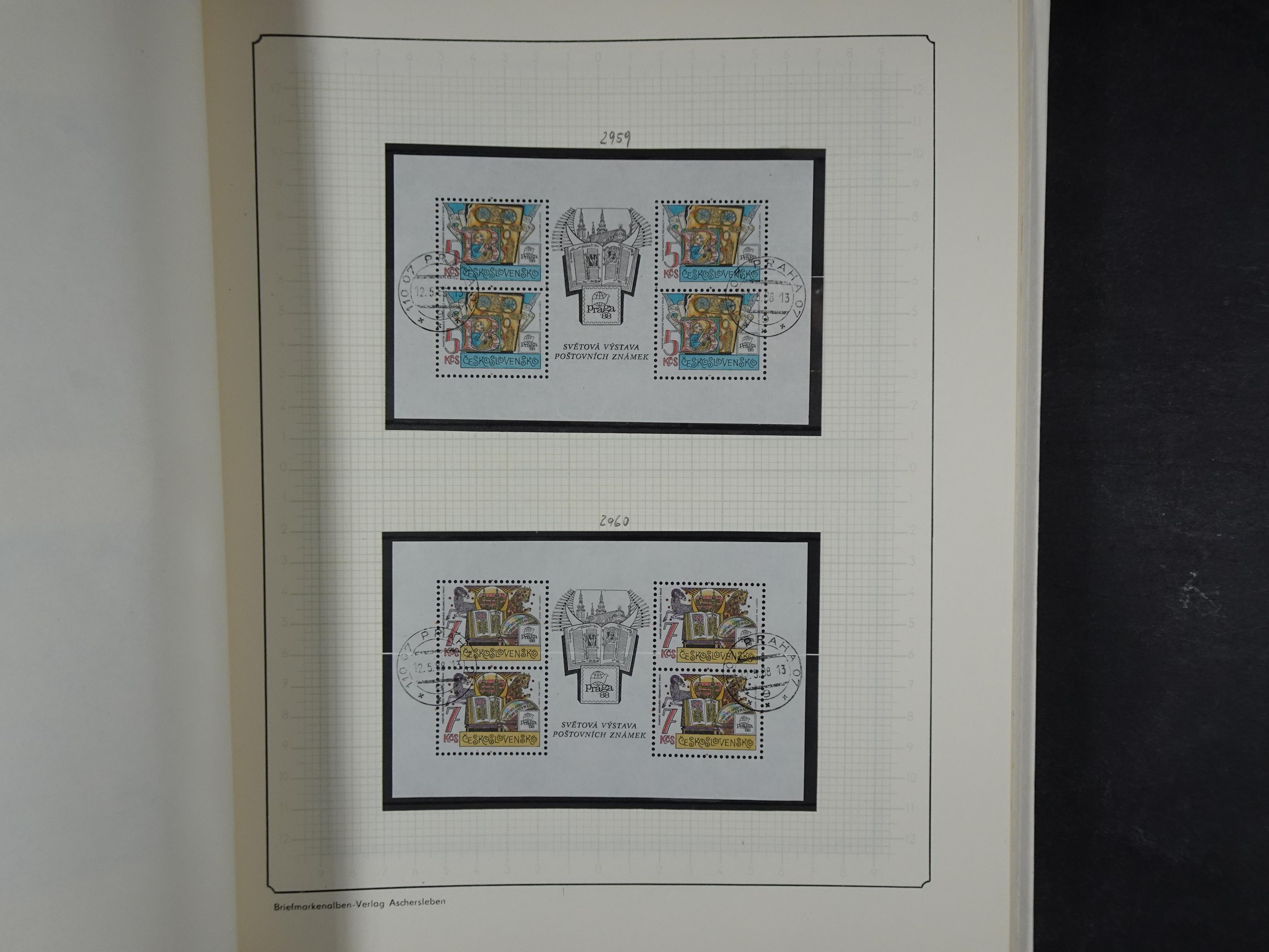 Verzameling met blokken 1979 -1993. 54