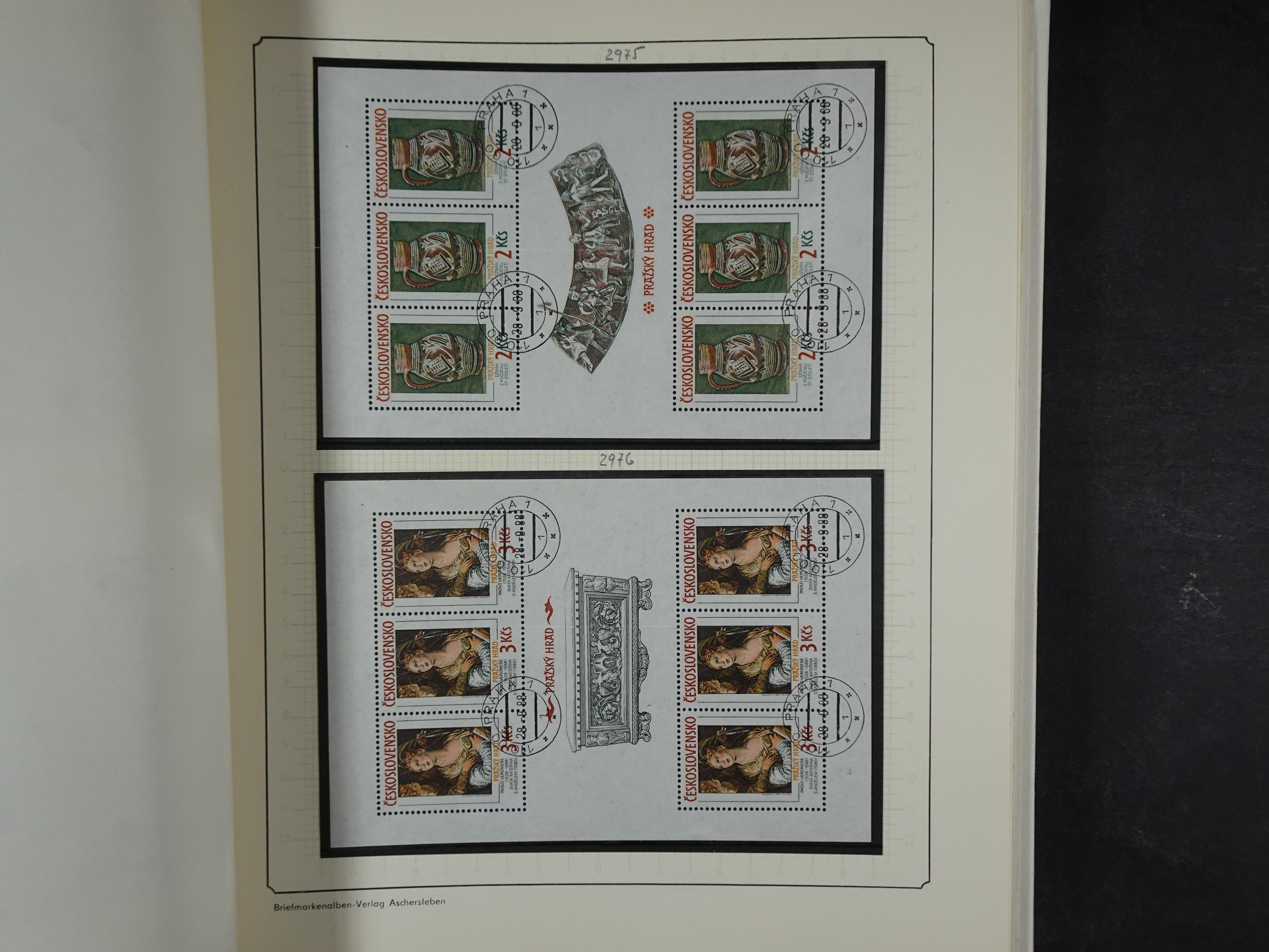 Verzameling met blokken 1979 -1993. 55