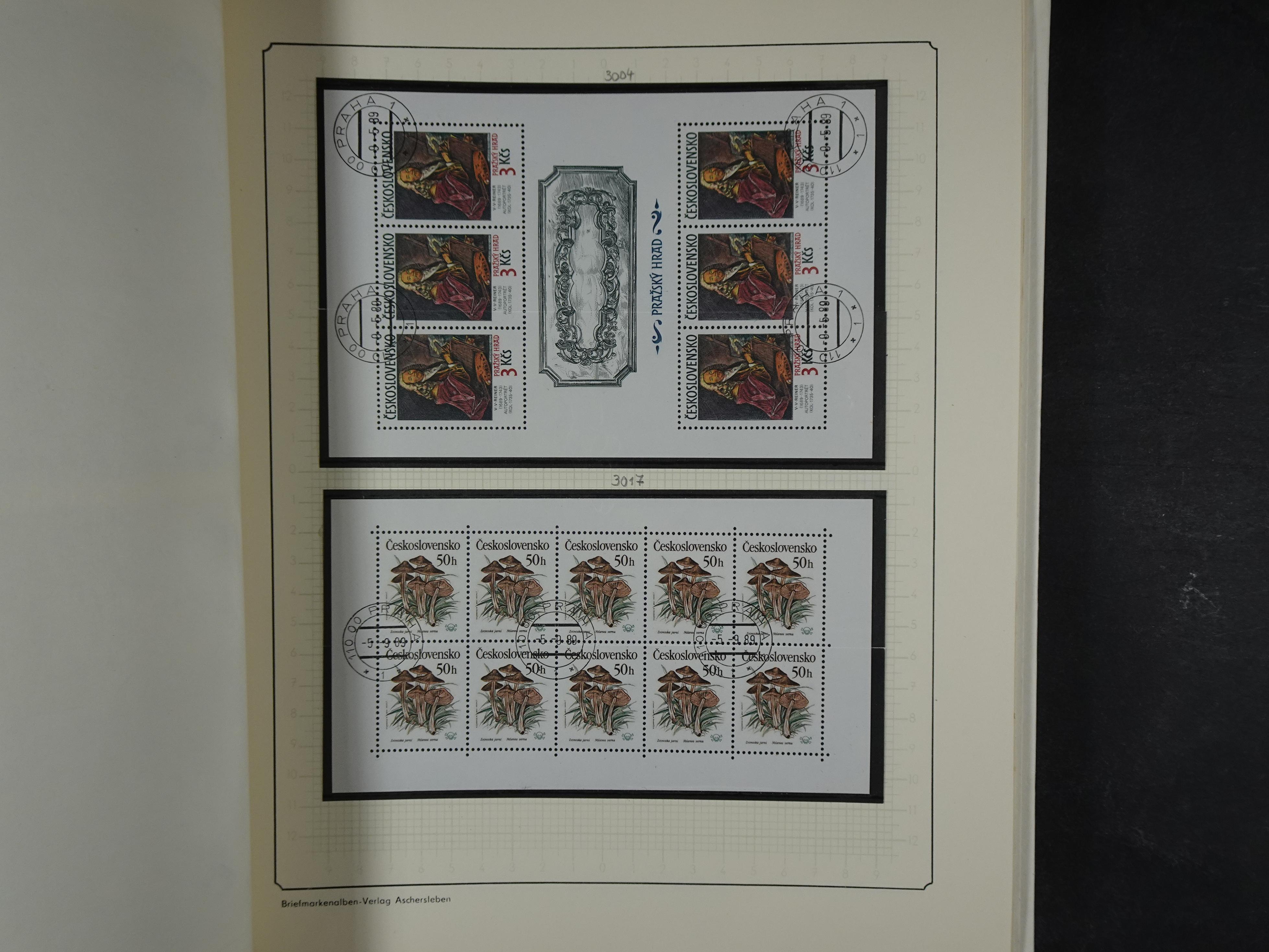 Verzameling met blokken 1979 -1993. 59