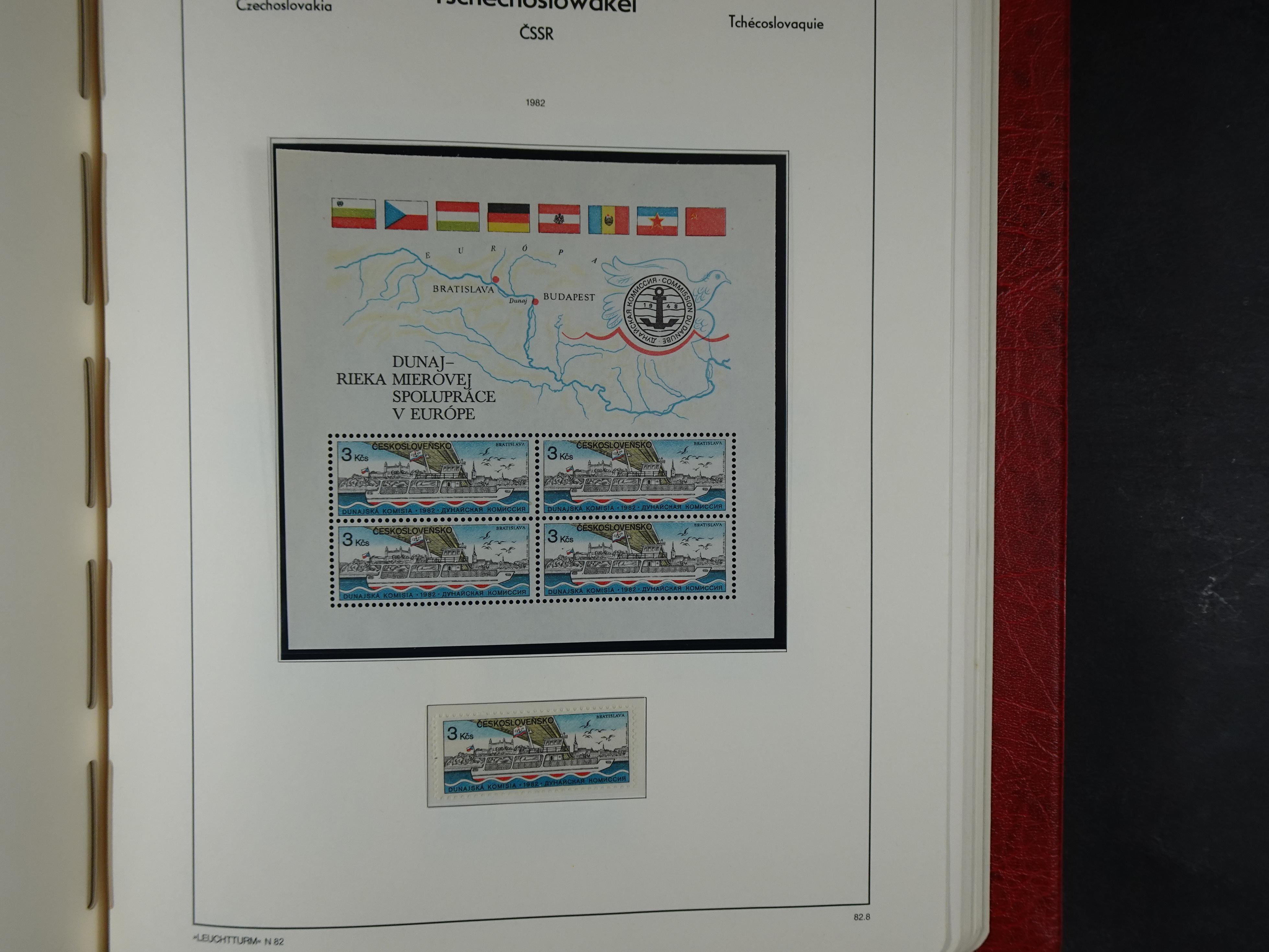 Verzameling 1945 - 1983. 239